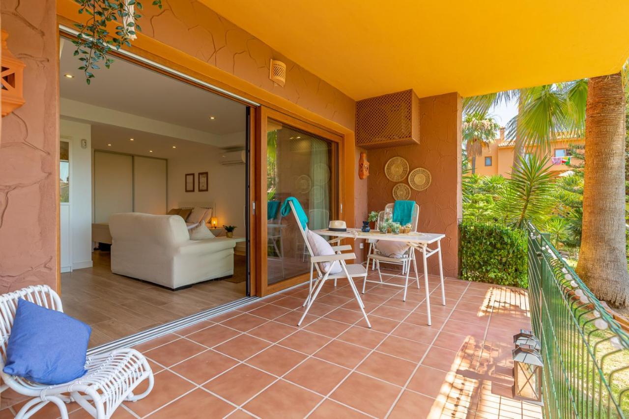 Garden Suite Beach & Relax Sitio de Calahonda ภายนอก รูปภาพ
