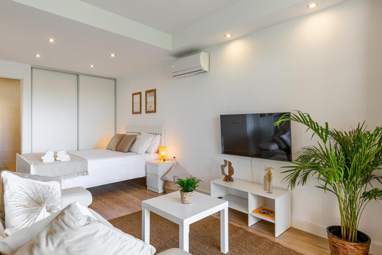 Garden Suite Beach & Relax Sitio de Calahonda ภายนอก รูปภาพ